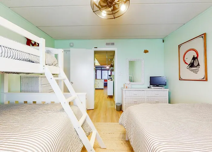 Beach House 306